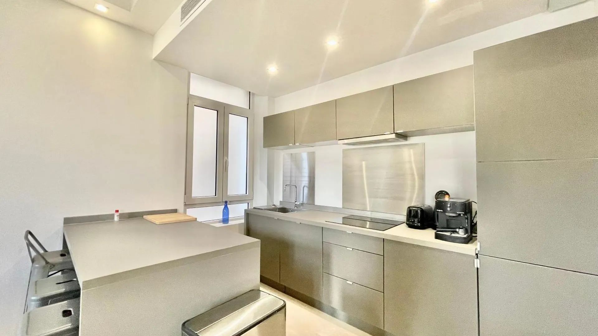 Jaures Home By Welcome To Cannes 0*,