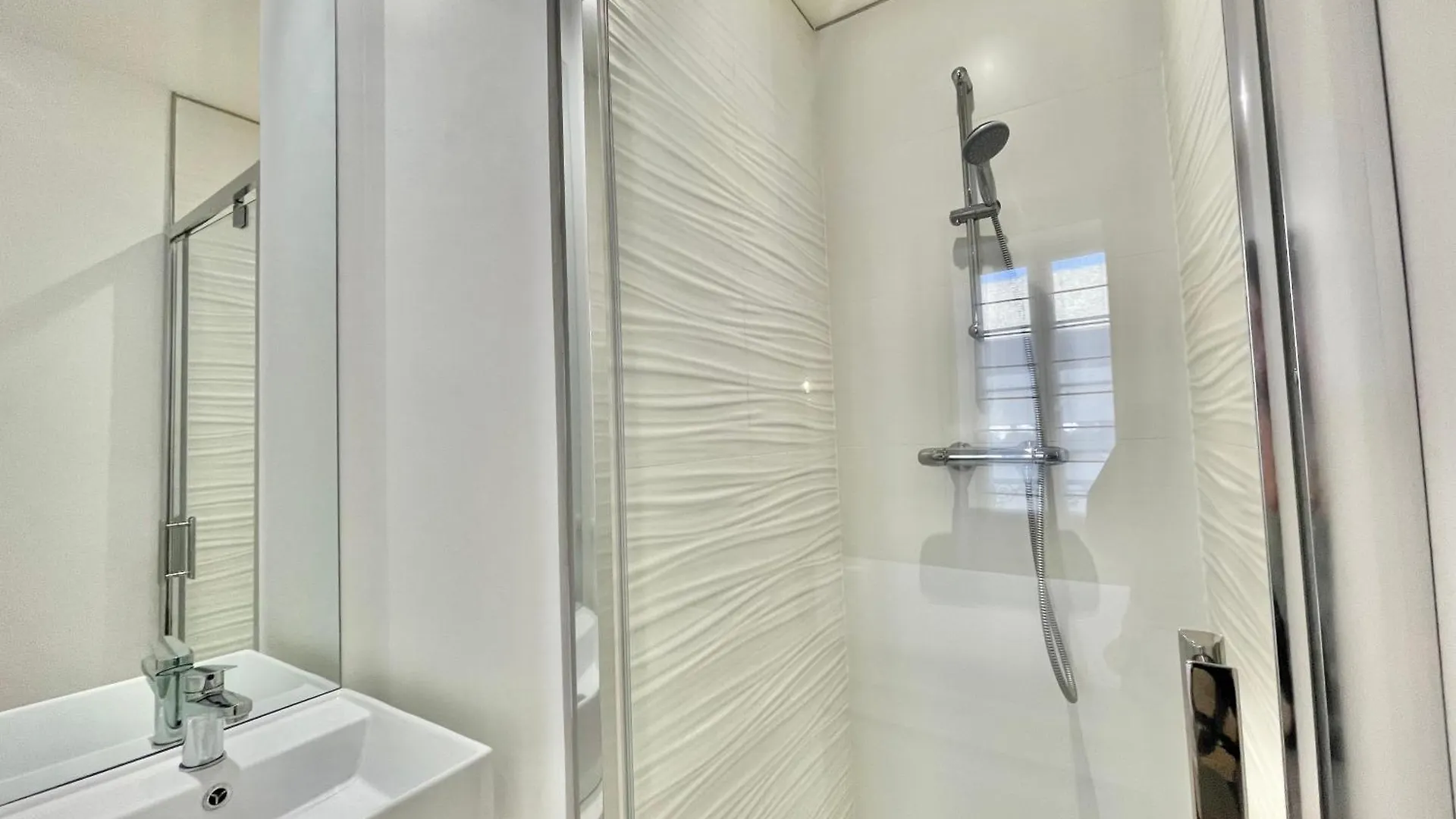 Jaures Home By Welcome To Cannes Frankrijk